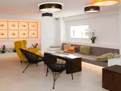 CHEVY HOTEL & SUITES