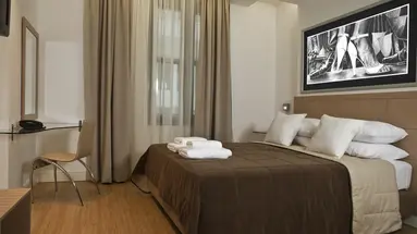 Chic Hotel