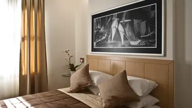 Chic Hotel