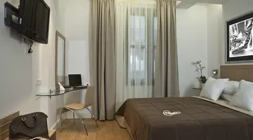 Chic Hotel