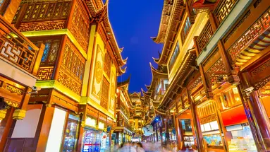 CHINY - 2 metropolie i wodne miasta UNES