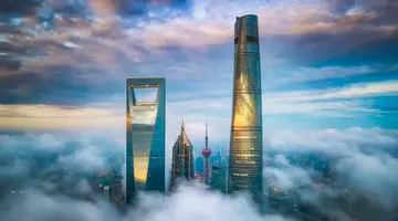 CHINY - 2 metropolie i wodne miasta UNES