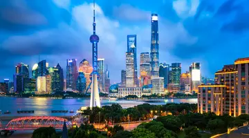 CHINY - 2 metropolie i wodne miasta UNES