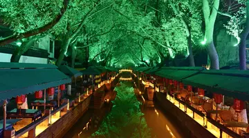 Chiny i Japonia - dwa oblicza orientu
