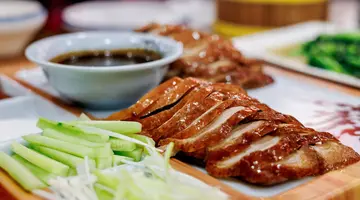Chiny i Japonia - dwa oblicza orientu