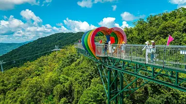 Chiny - pandy, Chongqing i tropikalna Sanya