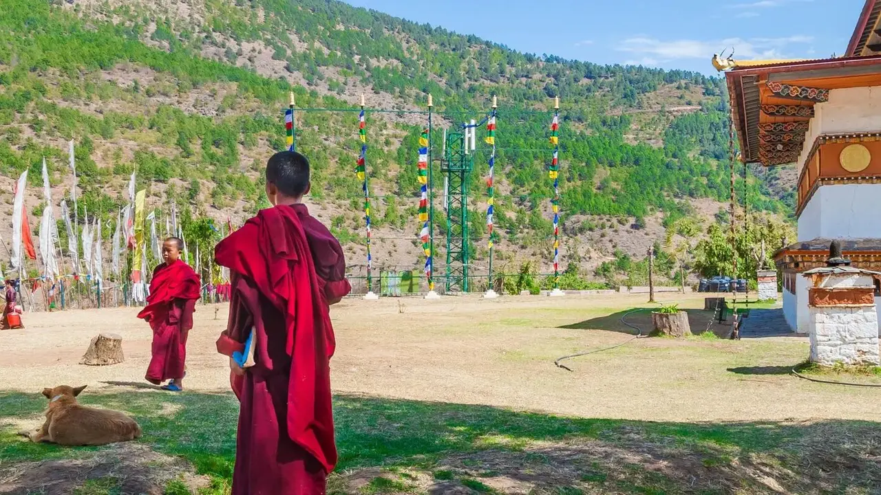 Chiny (Tybet) - Nepal - Bhutan