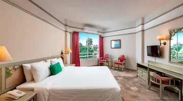 Cholchan Beach Resort Pattaya
