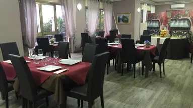 ChrisMare Hotel