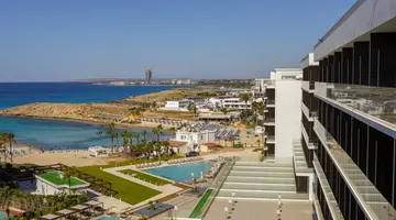 Chrysomare Beach Hotel and Resort D