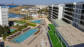 Chrysomare Beach Hotel and Resort D