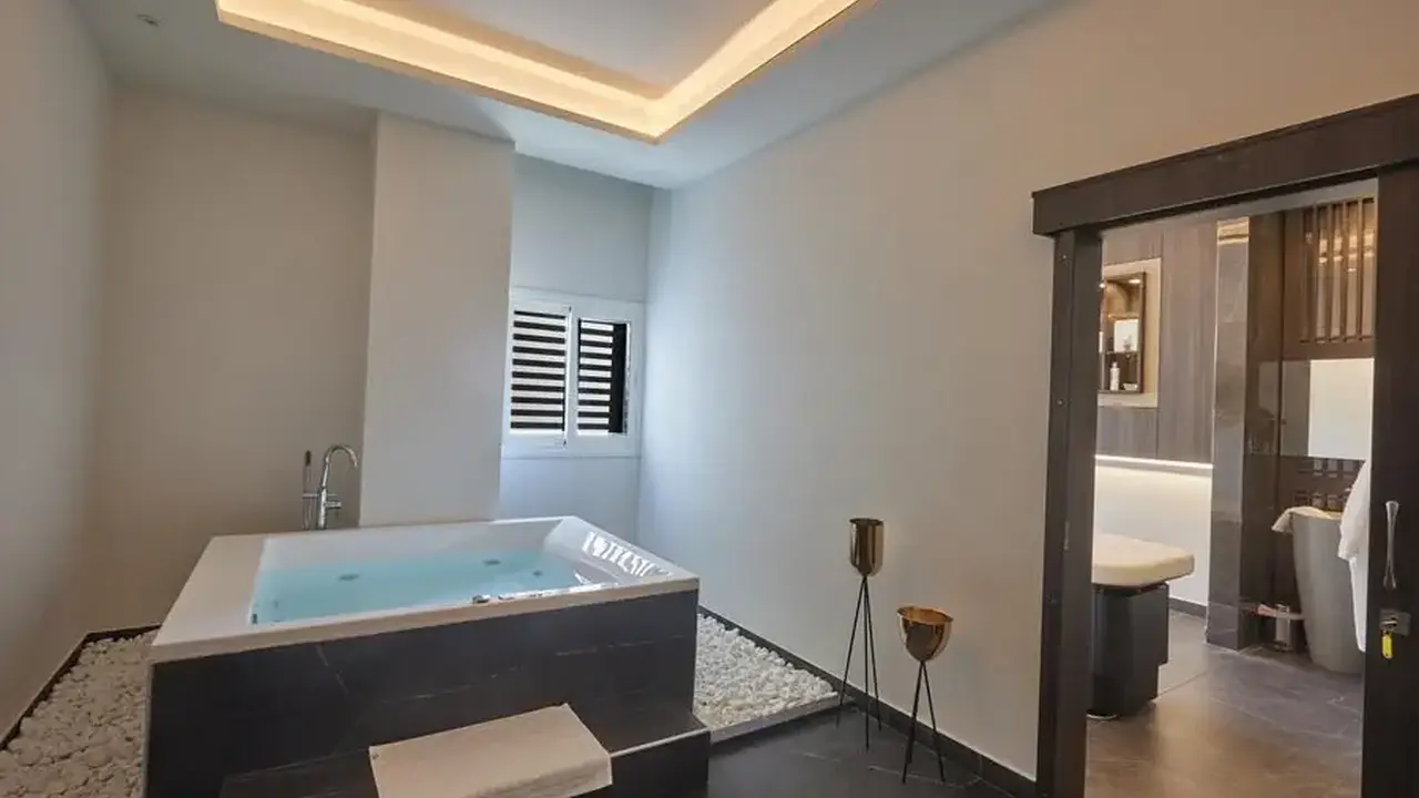 Chrysomare Beach Hotel & Resort