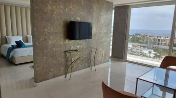 Chrysomare Beach Hotel & Resort