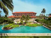 Cinnamon Bentota Beach