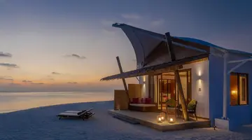 Cinnamon Hakuraa Huraa Maldives