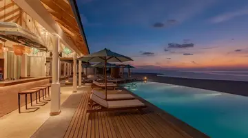 Cinnamon Hakuraa Huraa