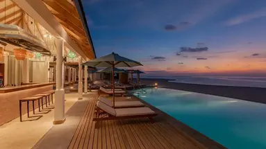 Cinnamon Hakuraa Huraa