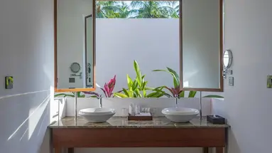 Cinnamon Hakuraa Huraa
