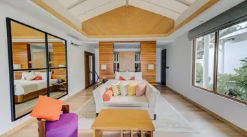 Cinnamon Hakuraa Huraa