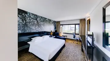 Cinnamon Lakeside Colombo