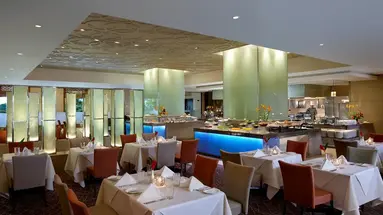 Cinnamon Lakeside Colombo