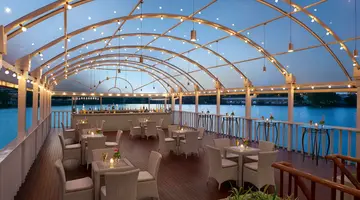 Cinnamon Lakeside Colombo