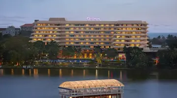 Cinnamon Lakeside Colombo