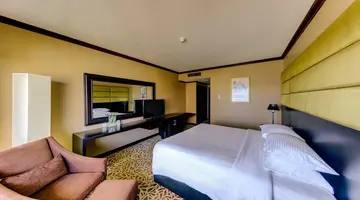 Cinnamon Lakeside Colombo