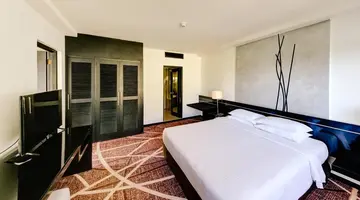 Cinnamon Lakeside Colombo