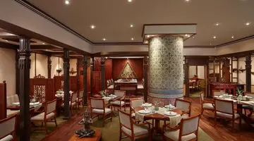Cinnamon Lakeside Colombo