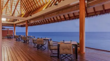 Cinnamon Velifushi Maldives