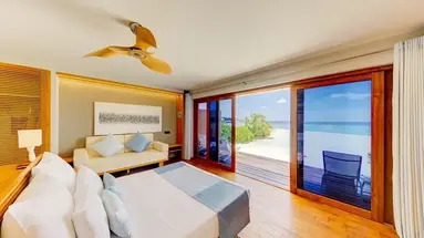 Cinnamon Velifushi Maledives