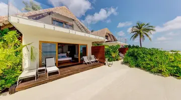 Cinnamon Velifushi Maledives