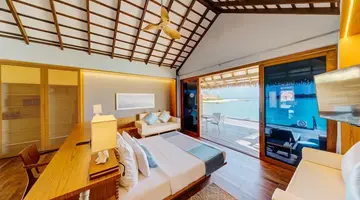Cinnamon Velifushi Maledives