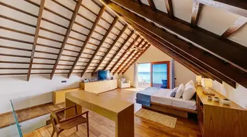 Cinnamon Velifushi Maledives