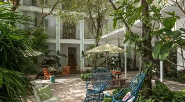 Circa 39 Hotel