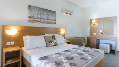 CITY CENTER HOTEL