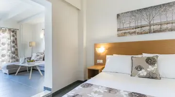 CITY CENTER HOTEL