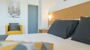 CITY CENTER HOTEL