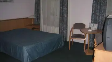 City Hotel Ring