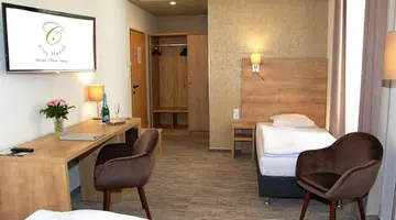 City Hotel Ring