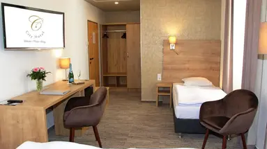 City Hotel Ring