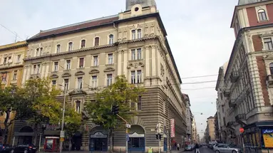 City Hotel Ring