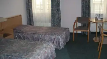 City Hotel Ring