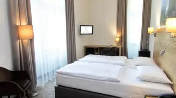 City Hotel Ring