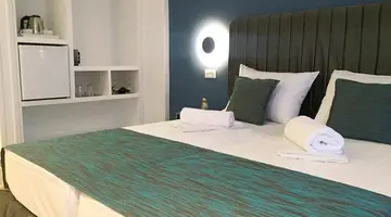 CITY PEARL BOUTIQUE