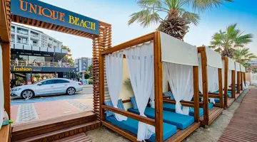 Class Unique Beach