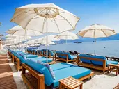 Class Unique Beach