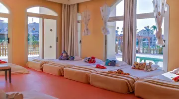 CLEOPATRA LUXURY RESORT MAKADI BAY