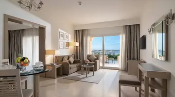CLEOPATRA LUXURY RESORT MAKADI BAY